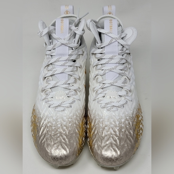 Under Armour Spotlight Clone 3.0 MC Football Cleats Women Sz 11 3026343 100 New - Picture 8 of 10